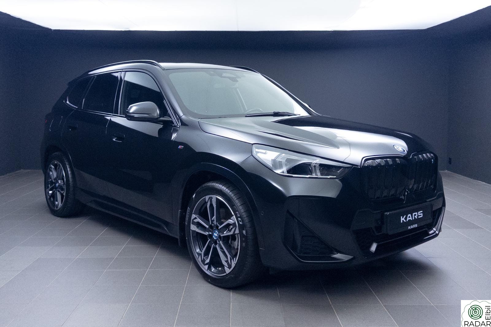 BMW iX1 xDrive30 xDrive30 M-sport /LED Lys /Panorama /El.Krok /Head Up++