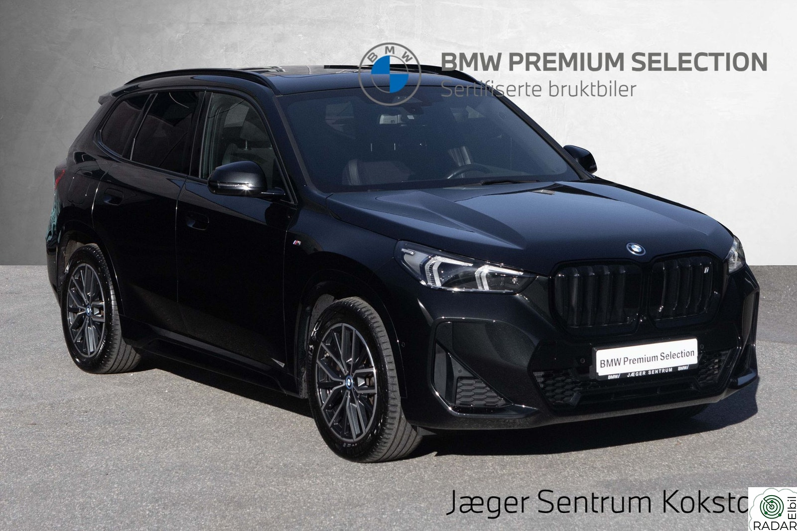 BMW iX1 xDrive30 Fully Charged M-Sport Pano Krok HUD H/K ACC