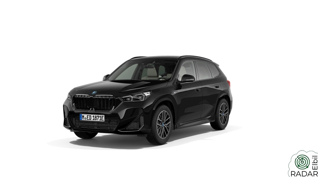 BMW iX1 xDrive30 xDrive30 Fully Charged M-sport svart grill lyst skinn +