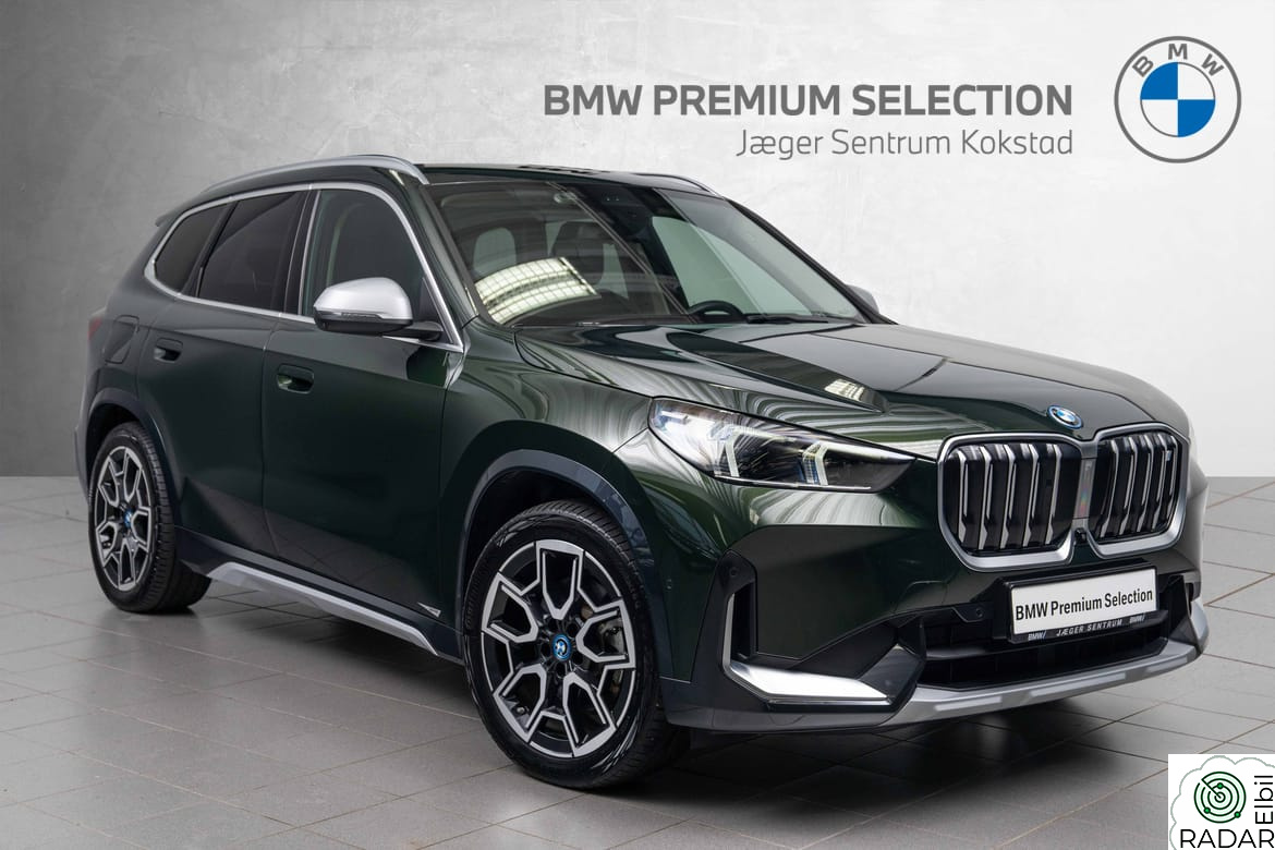 BMW iX1 xDrive30 Fully Charged Krok A.Cruise H/K HeadUP El.seter
