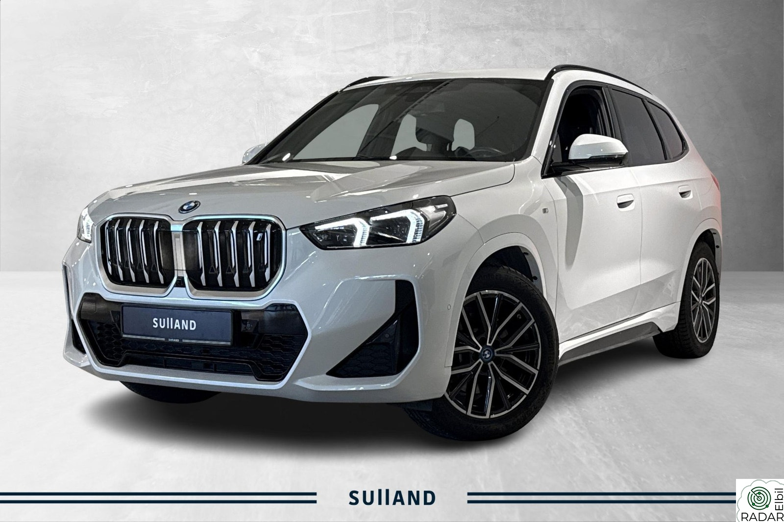 BMW iX1 xDrive30 Fully Charged | Harman/Kardon | HUD | Krok