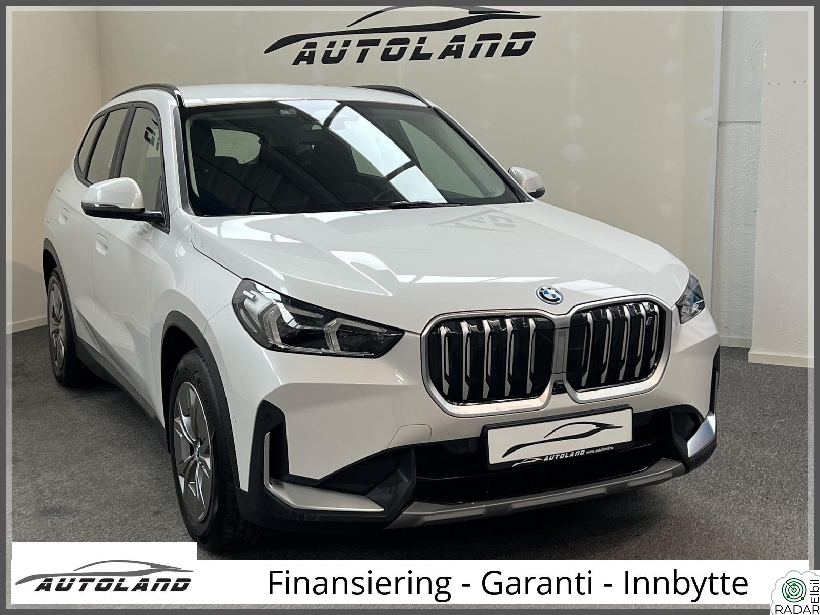 BMW iX1 xDrive30 xDrive30 Charged Plus H/K DAB Navi Memory Headup