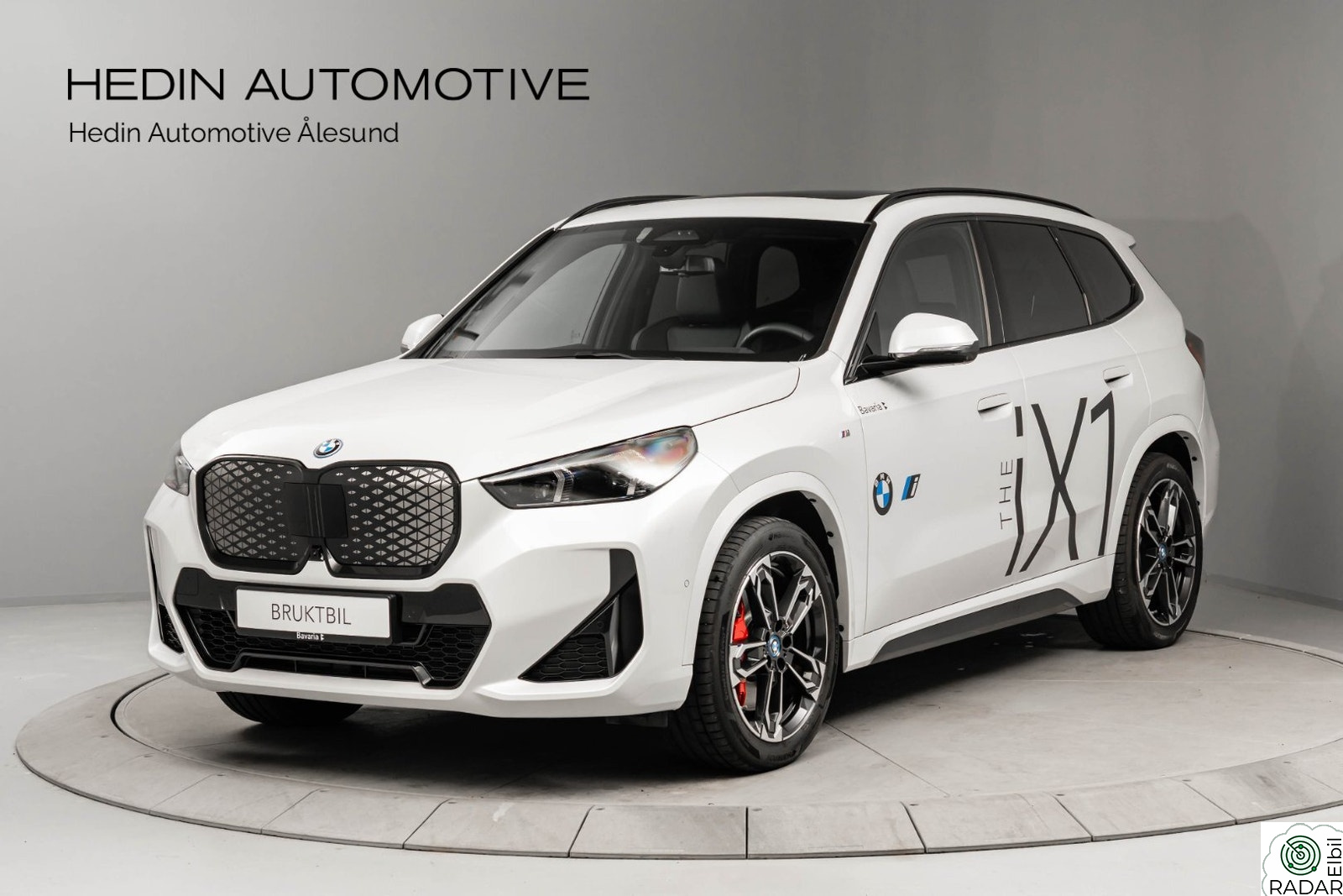 BMW iX1 xDrive30 ///xDrive30/FullyCharged/Panorama/M-SportPRO/Harman