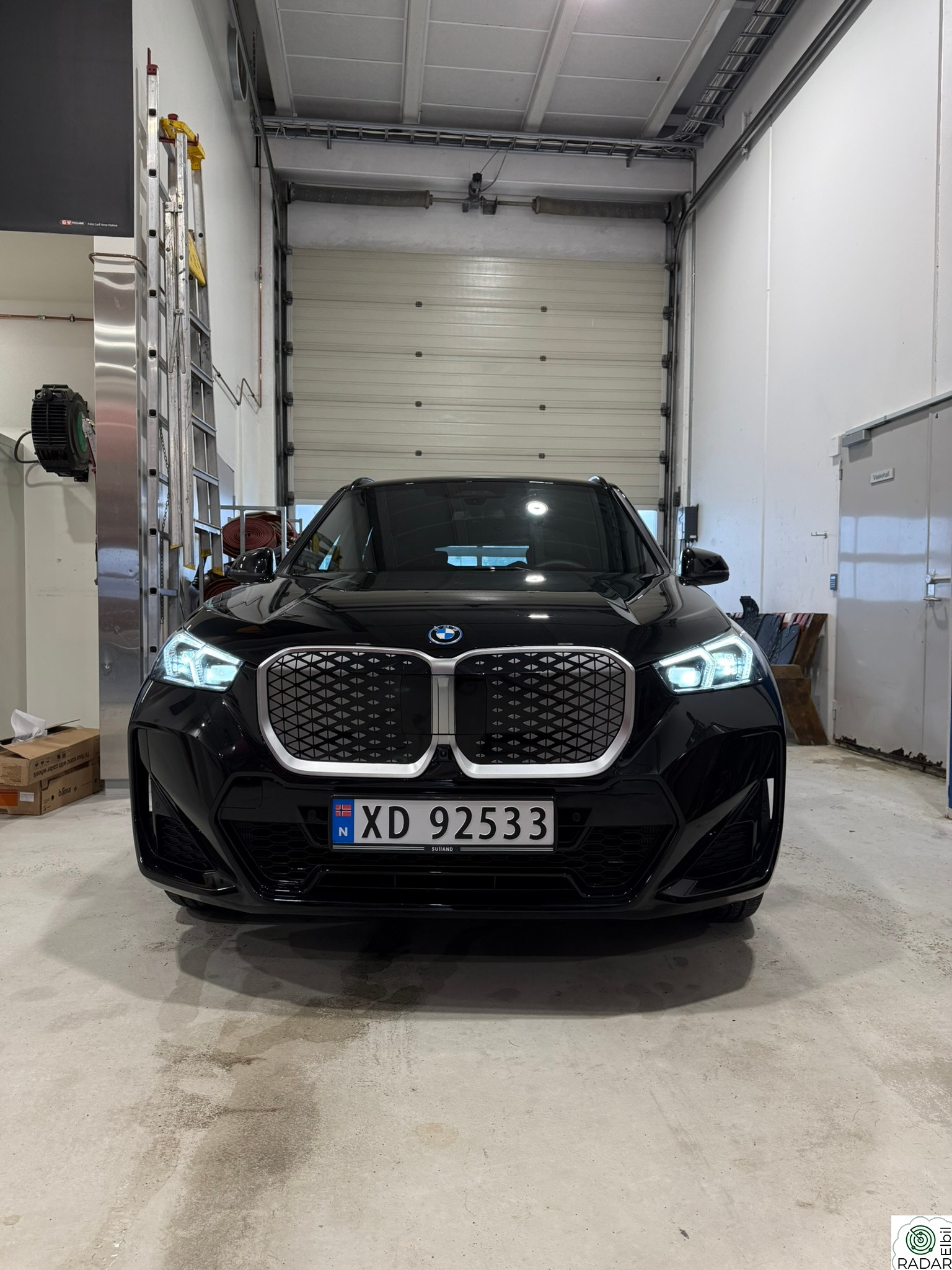 BMW iX1 xDrive30 xDrive30 Fully Charged Premium E. (K)