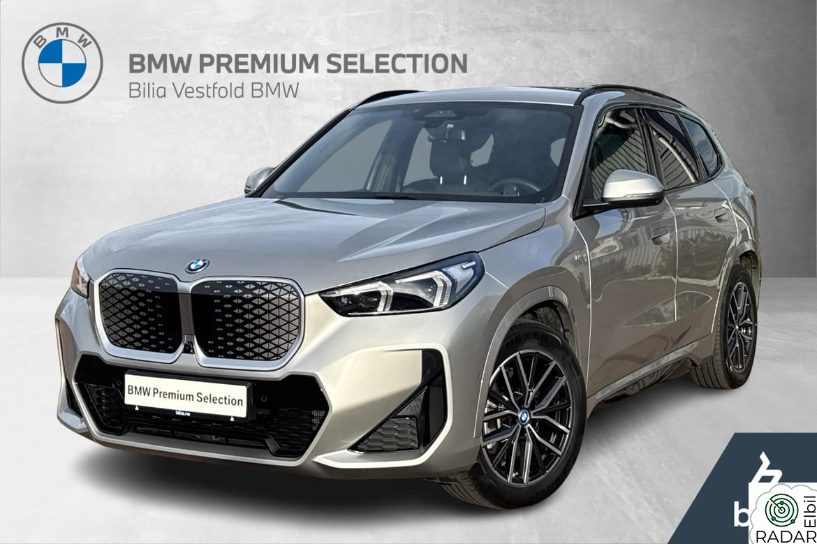BMW iX1 xDrive30 xDrive30 Fully Charged Msport, El-sete, H/K, Headup++