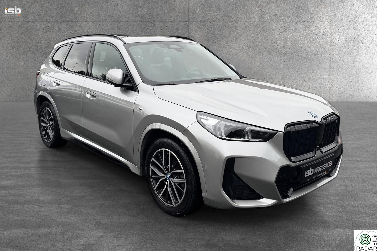 BMW iX1 xDrive30 X-DRIVE 30 FULLY-CHARGED M-SPORT BSi UTSTYRSBOMBE NORSK