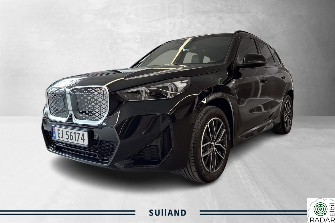 BMW iX1 xDrive30 xDrive30 Fully Charged M-Sport/Soltak/Harman/Skinn/360