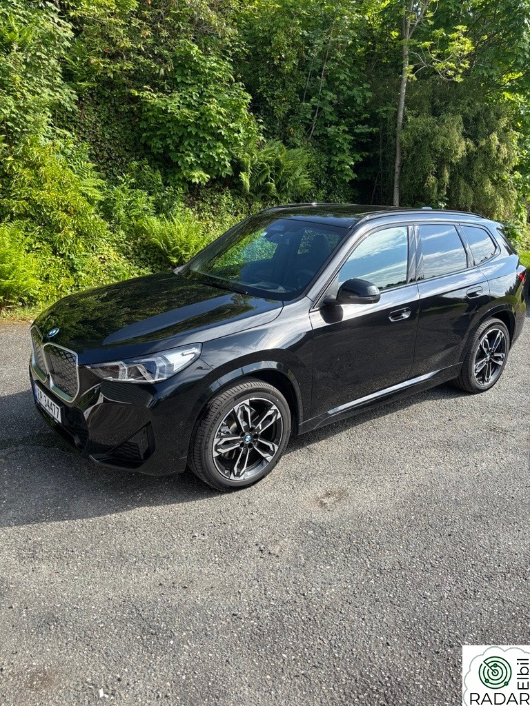 BMW iX1 xDrive30 xDrive30 Fully Charged Premium E. (K)