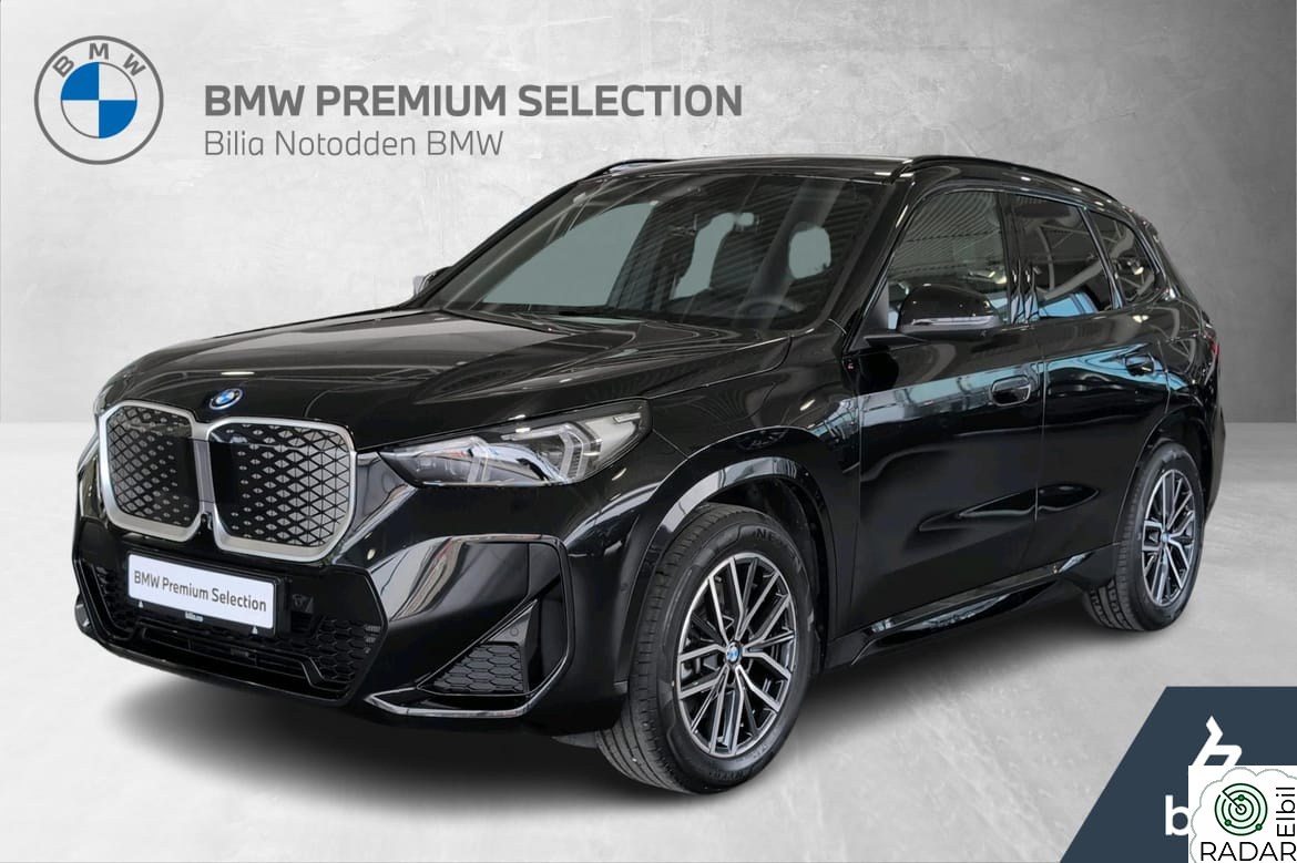 BMW iX1 xDrive30 iX1