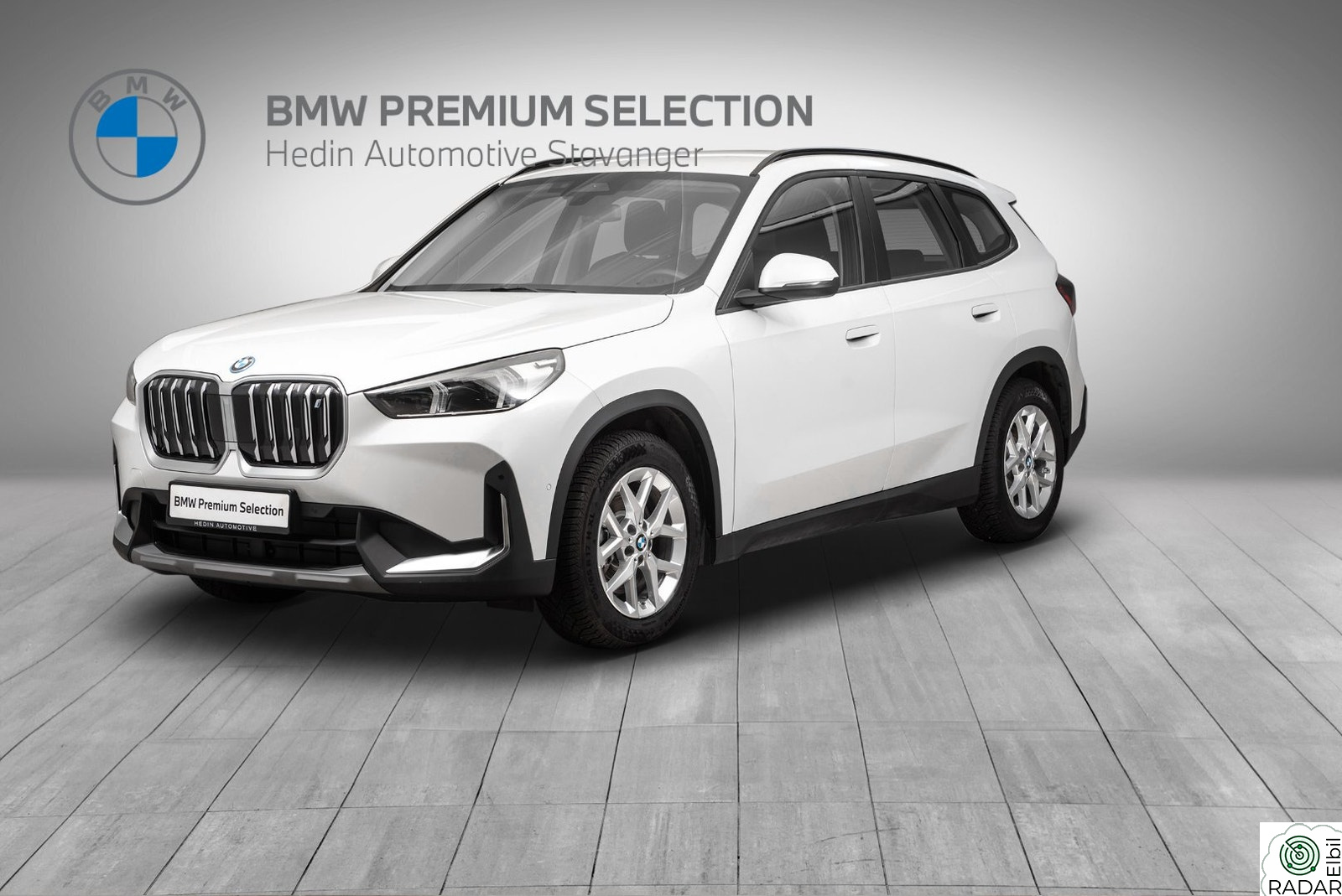 BMW iX1 xDrive30 xDrive30 Charged Lav km