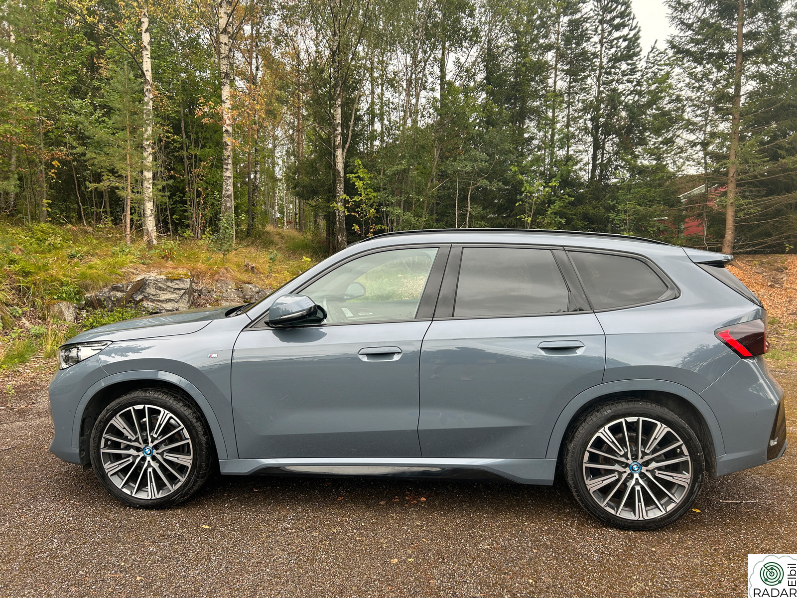 BMW iX1 xDrive30 M Sport/Head-up/topputstyrt