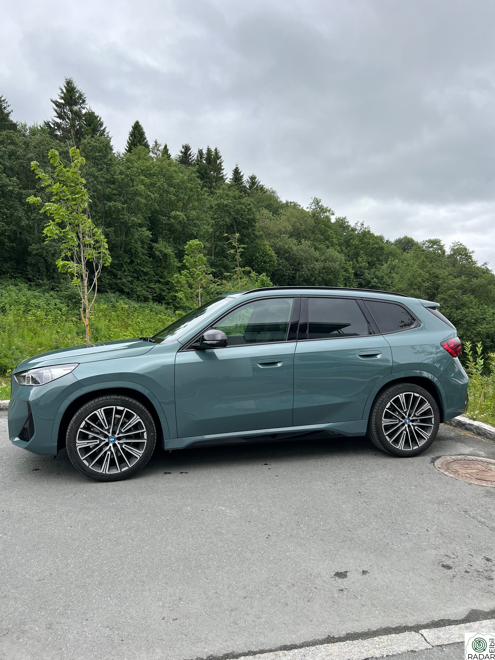 BMW iX1 xDrive30 xDrive30 Fully Charged (K)