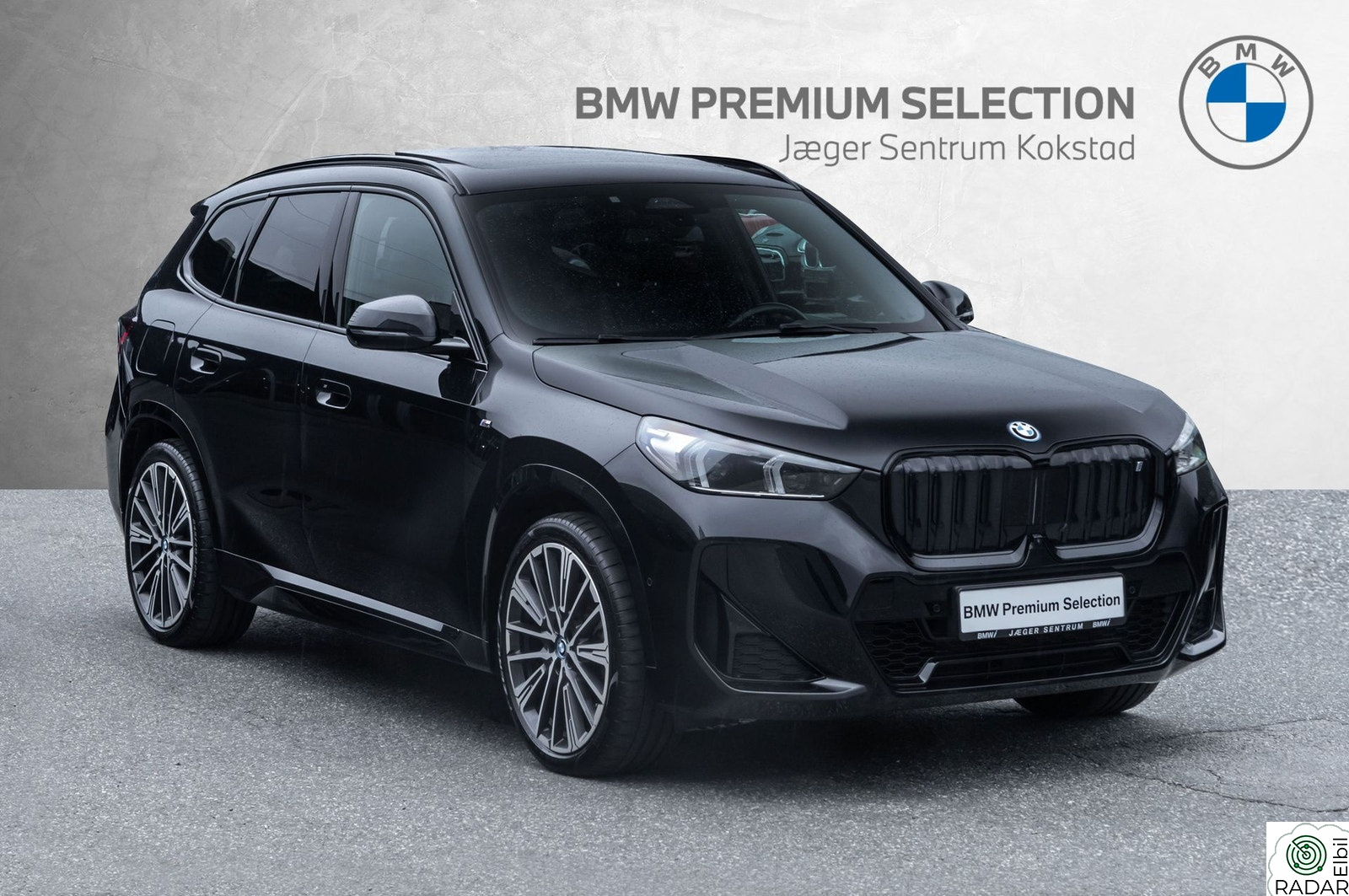 BMW iX1 xDrive30 M-Sport Pano HeadUP A.Cruise H/K Krok