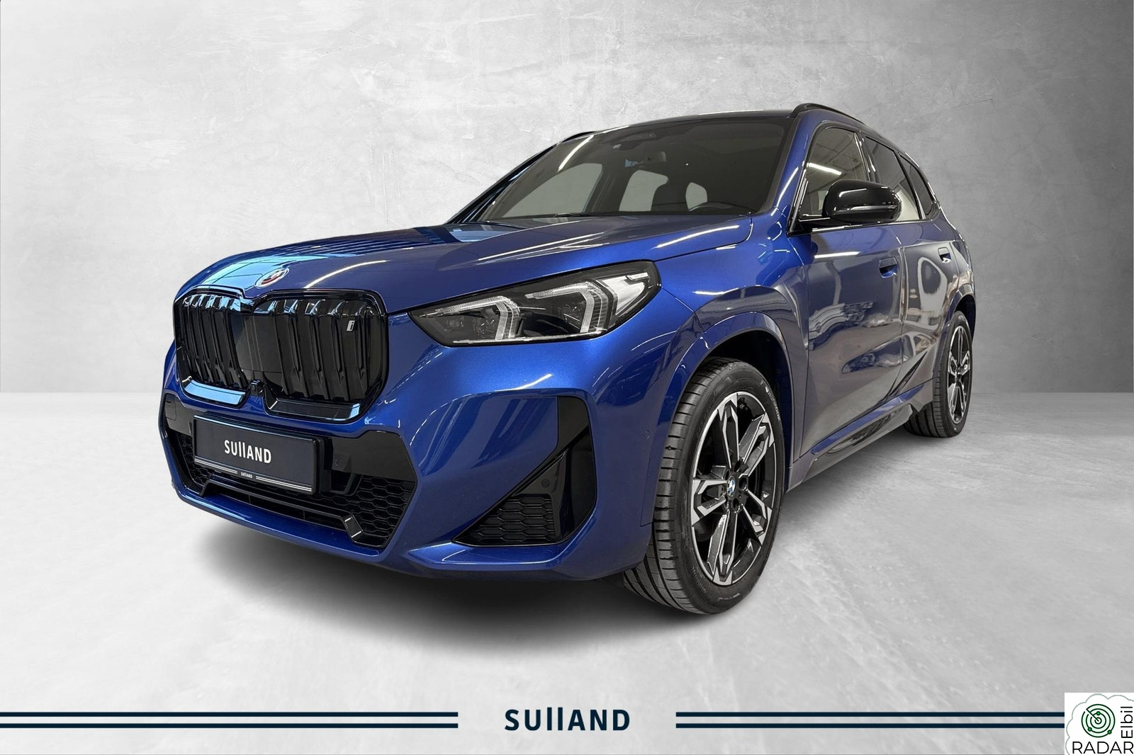 BMW iX1 xDrive30 xDrive30 Fully Charged M Sport, Skinn, Panorama