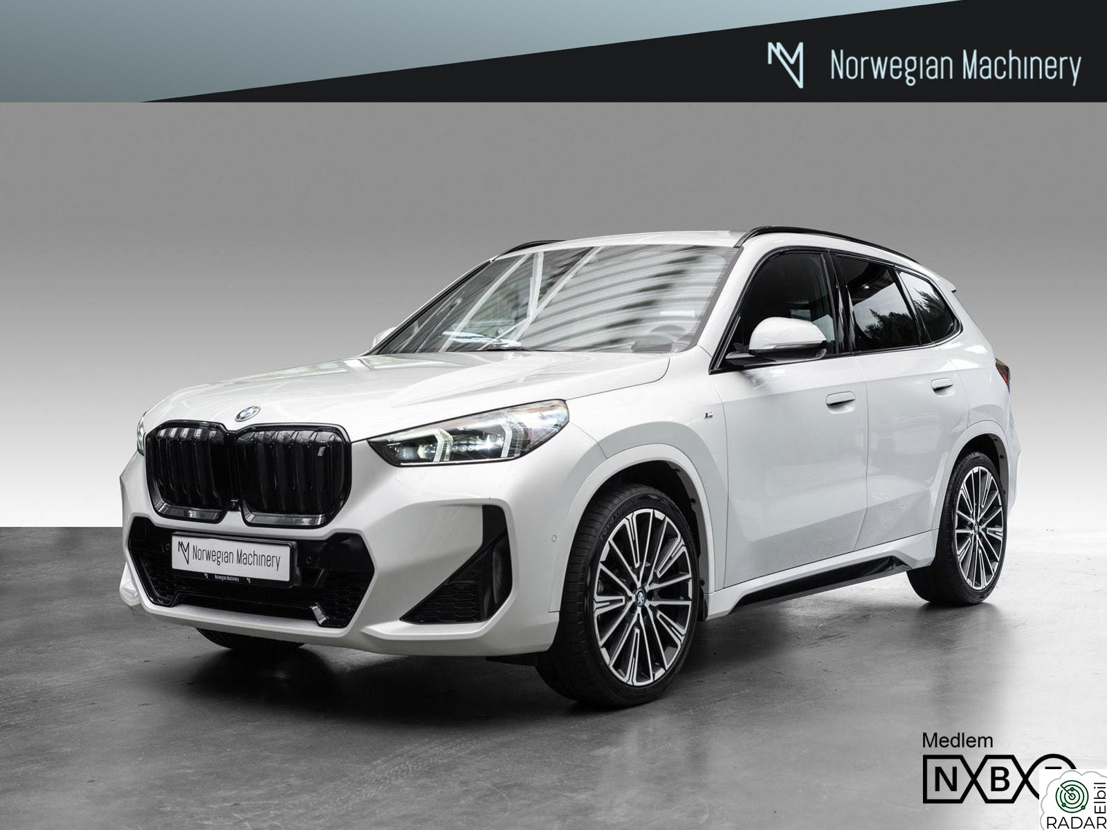 BMW iX1 xDrive30 xDrive30 / M-Sport / Fully Charged / Harman Kardon /HUD