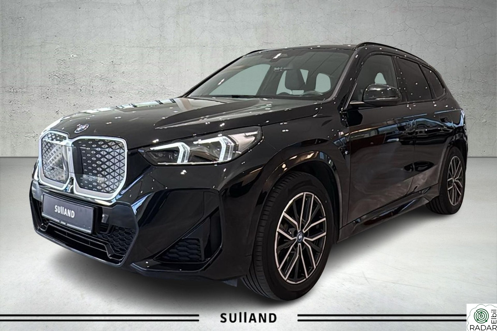 BMW iX1 xDrive30 BMW iX1 xDrive30 M Sport | HK | Service til 2030