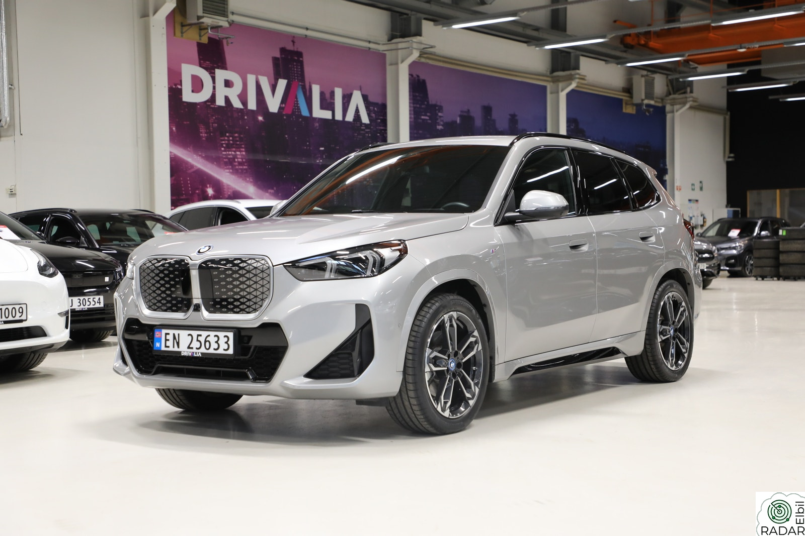 BMW iX1 xDrive30 xDrive30 Fully Charged Premium Edition/M-Sport