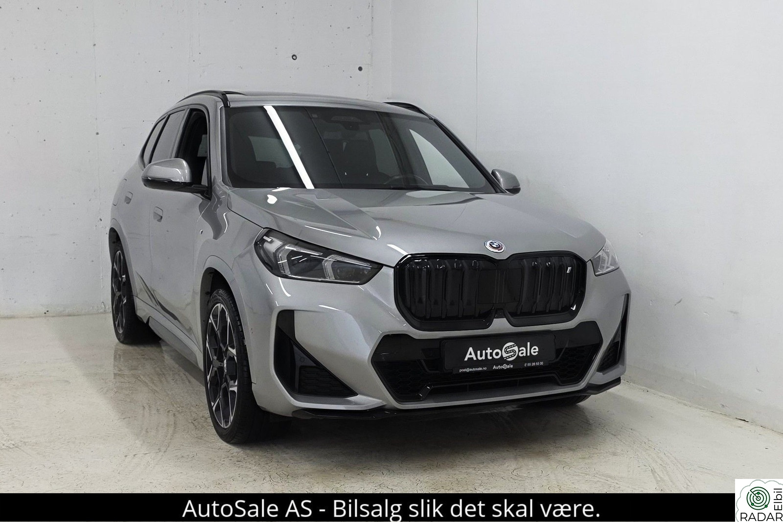 BMW iX1 xDrive30 Fully Charged M-Sport/Skinn/ACC/HUD/Krok/Pano/20+19