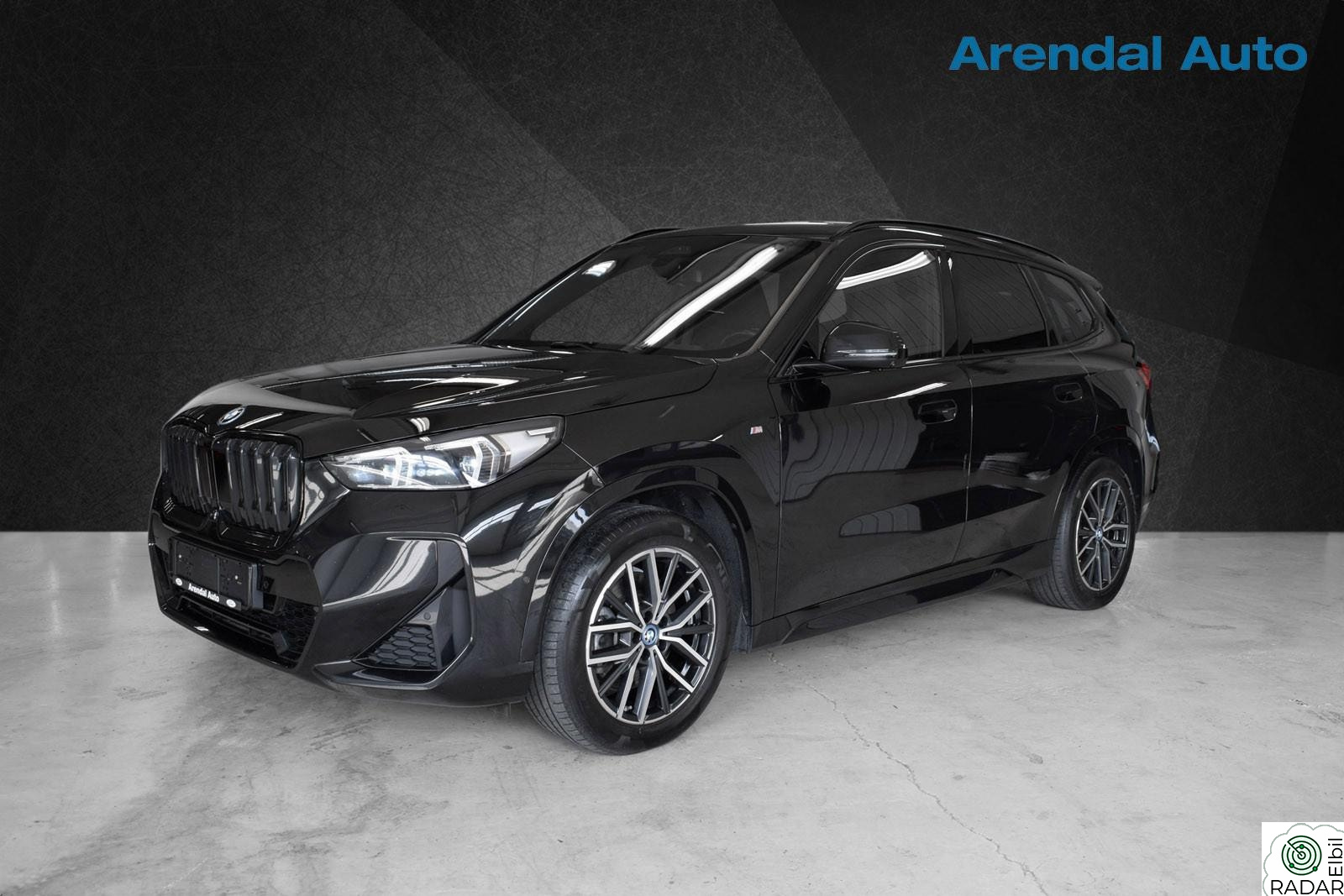BMW iX1 xDrive30 xDrive30 Fully Charged M-Sport/LED/HUD/H.feste/H&K/ACC/