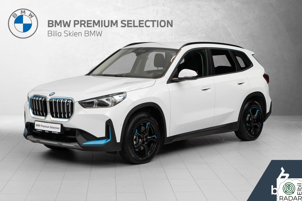 BMW iX1 xDrive30 Charged Driving ass pluss Comfort Acess