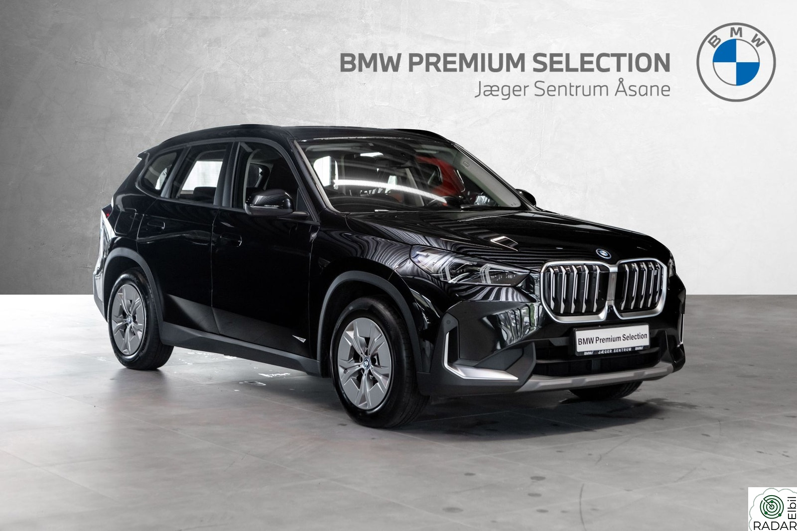BMW iX1 xDrive30 Adaptiv Cruise-Tilhengerfeste-Harman/Kardon Hifi