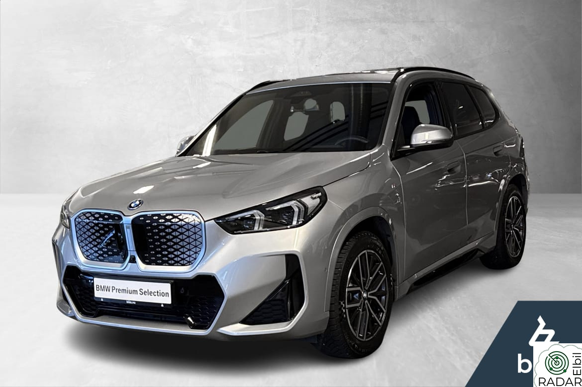 BMW iX1 xDrive30 xDrive30 Fully Charged M-Sport, Hengerfeste, H/K