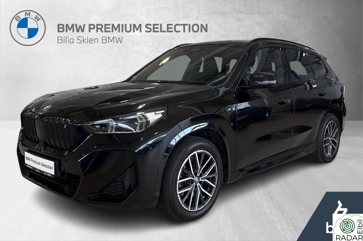 BMW iX1 xDrive30 Fully charged krok Msport ACC 360 elsete
