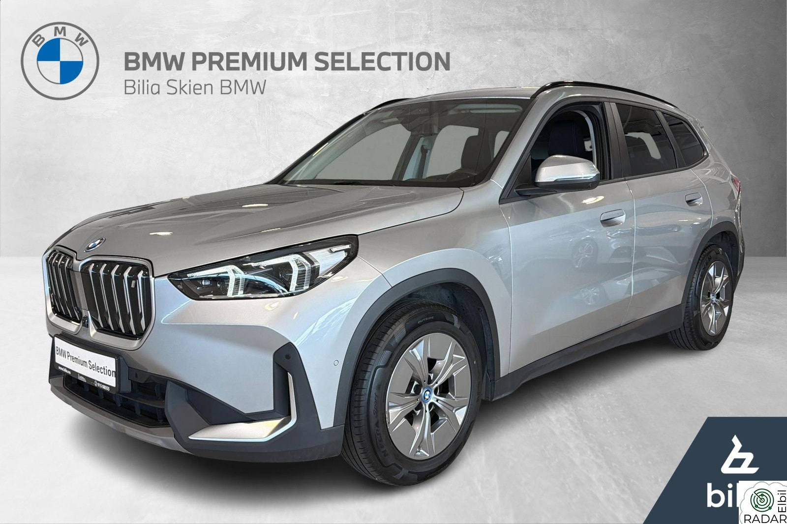 BMW iX1 xDrive30 xDrive30 Panorama Adcruise Comfacc