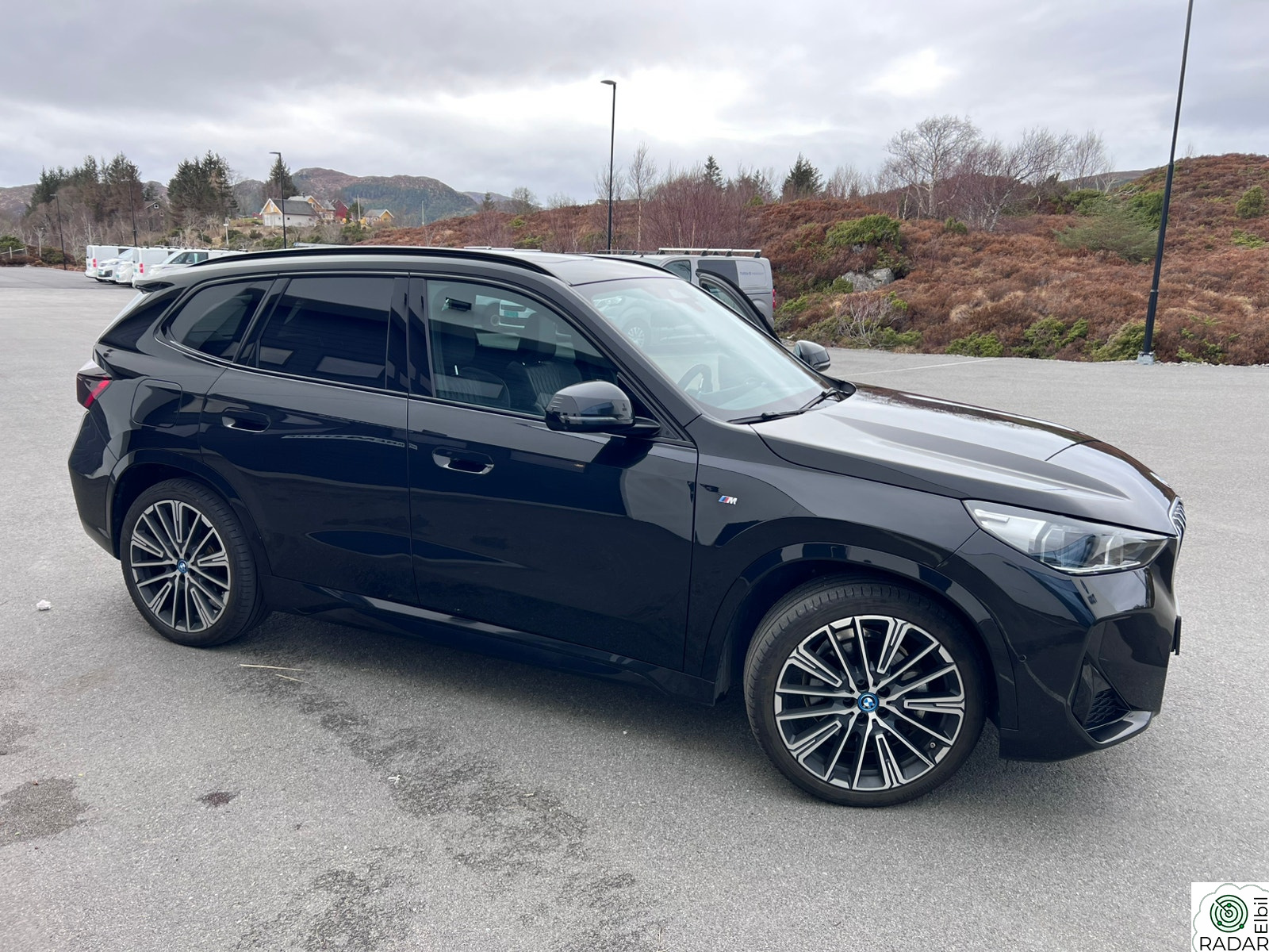 BMW iX1 xDrive30 xDrive30 Supercharged M sport