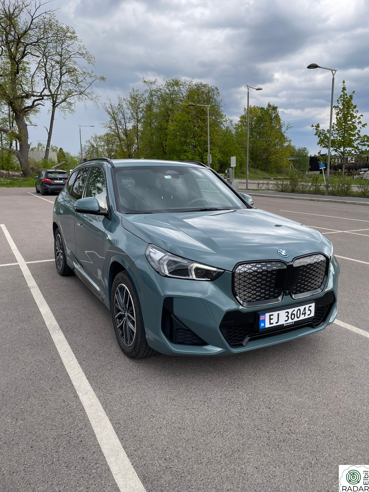 BMW iX1 xDrive30 xDrive30 Fully Charged (K)