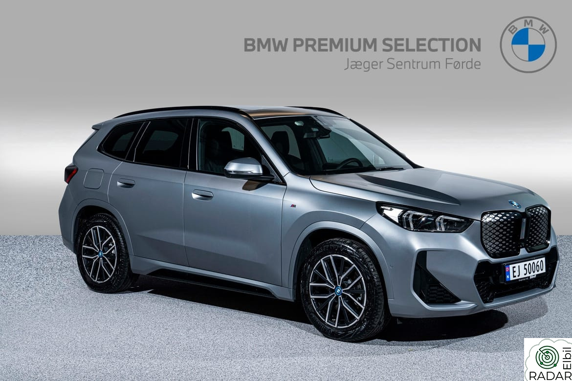 BMW iX1 xDrive30 BMW IX1/M-Sport/Hengerfeste/El-Sete/Panorama++