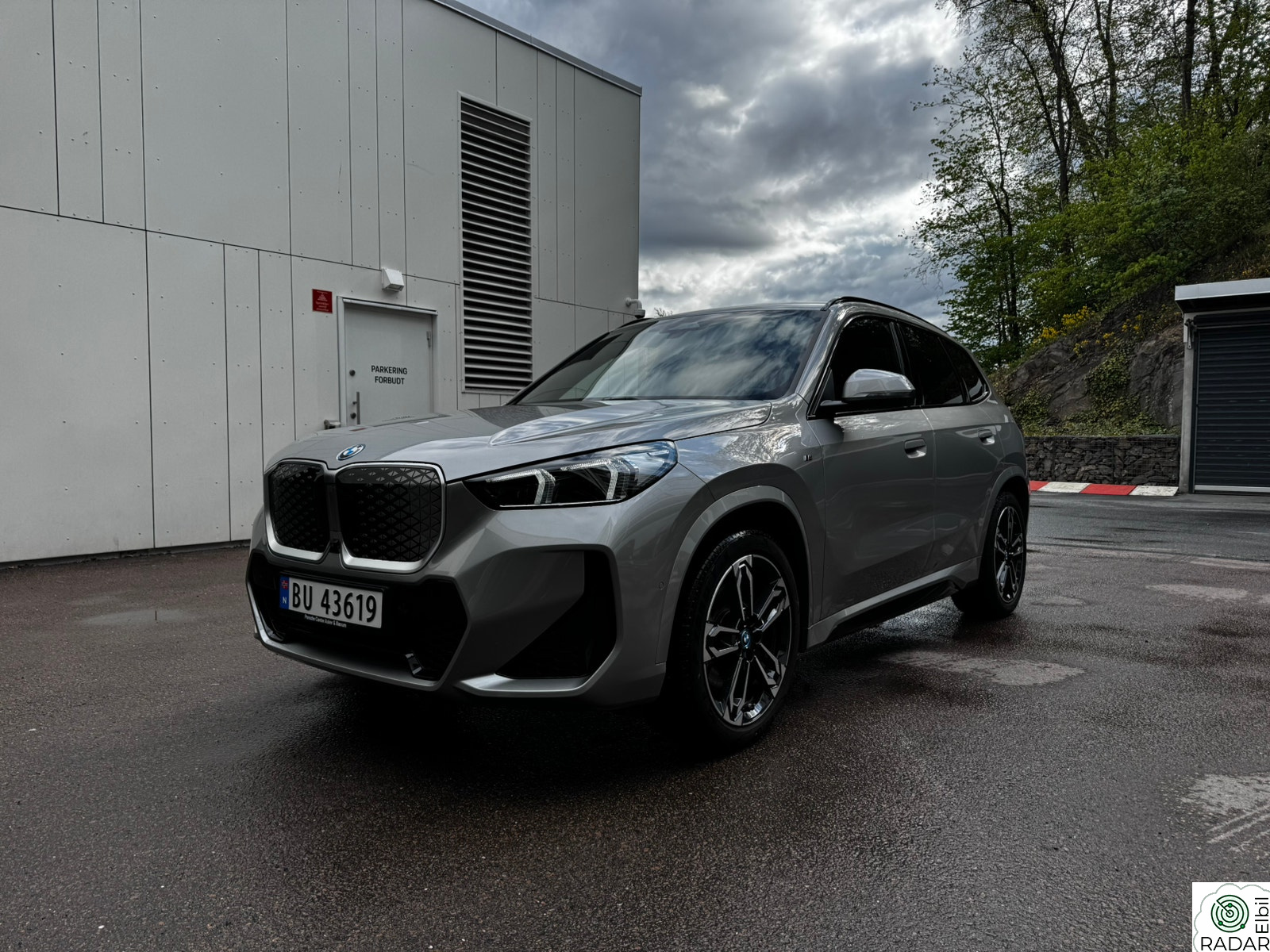 BMW iX1 xDrive30 xDrive30 Fully Charged Premium E