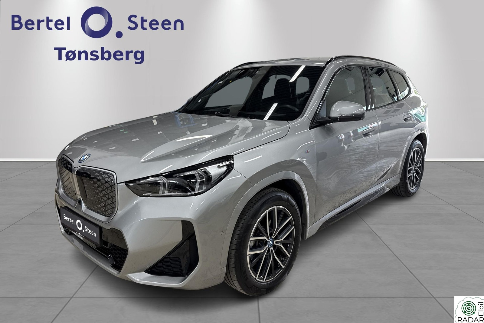 BMW iX1 xDrive30 BMW iX x Drive 30 lav km stand