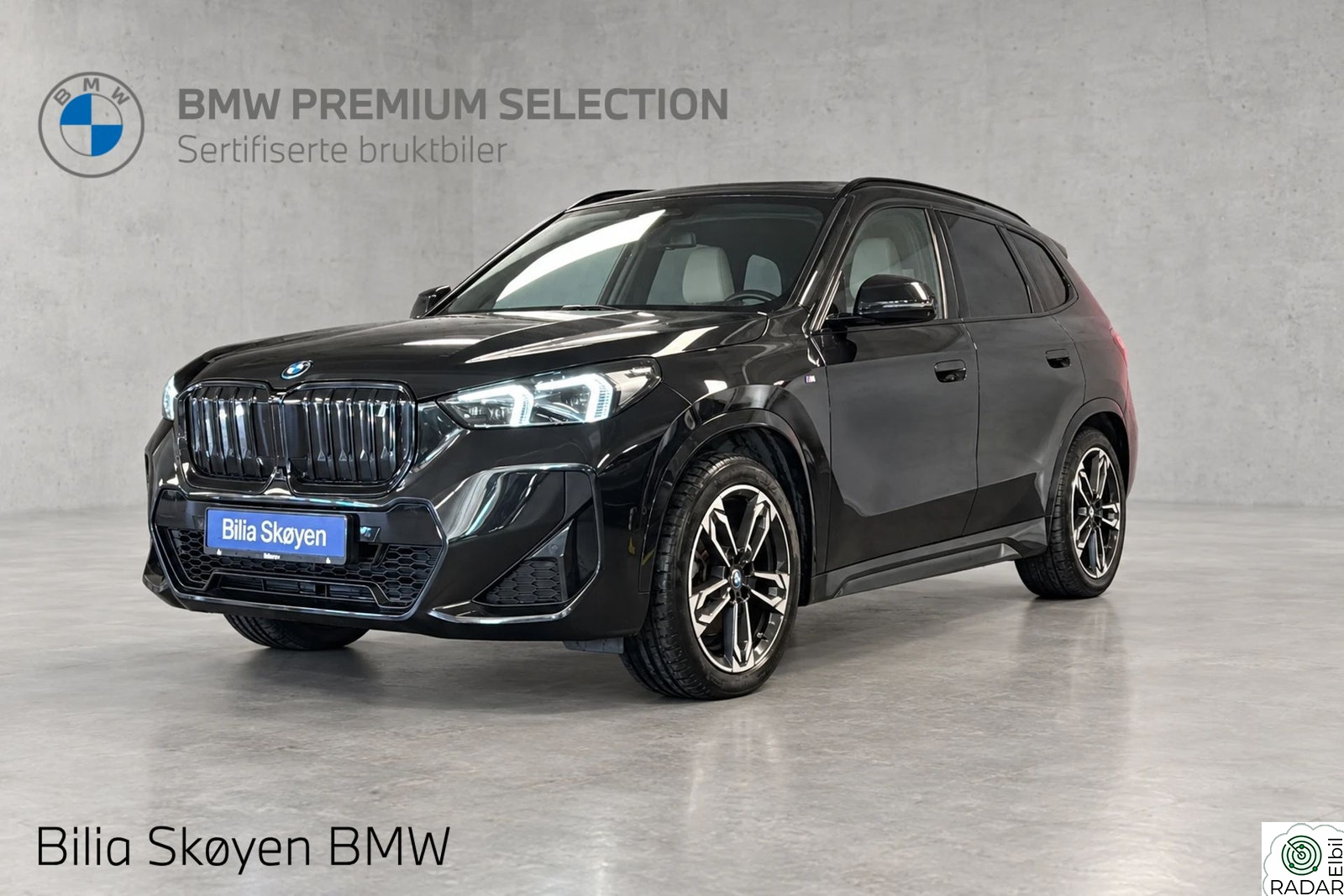 BMW iX1 xDrive30 xDrive30 Fully Charged, Skinn, Krok, H/K, Massasje, HUD