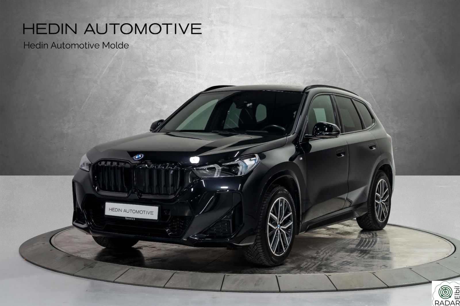 BMW iX1 xDrive30 xDrive30 Fully Charged, Panorama, Harman, Krok +++