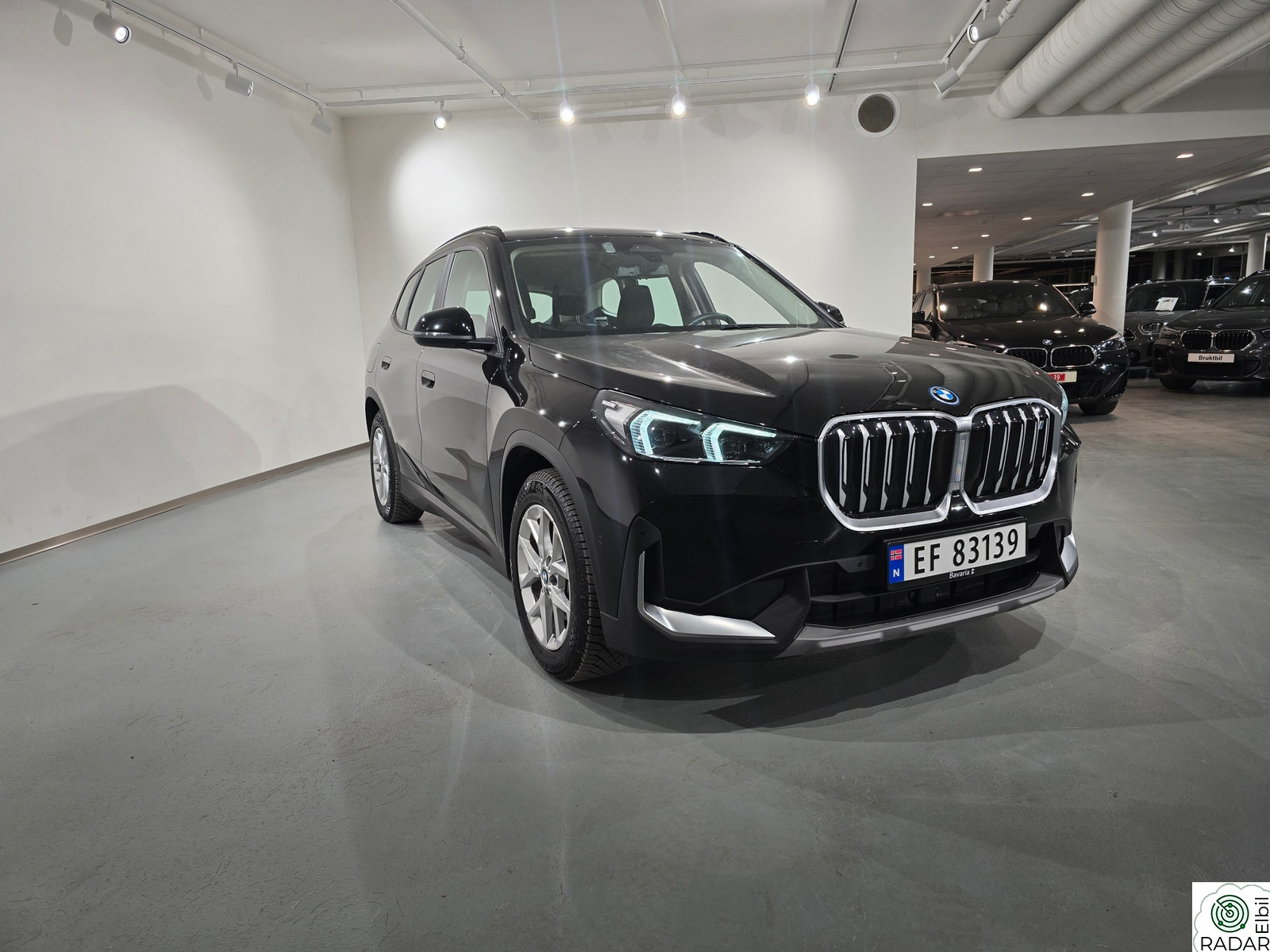BMW iX1 xDrive30 xDrive30 Charged (K)