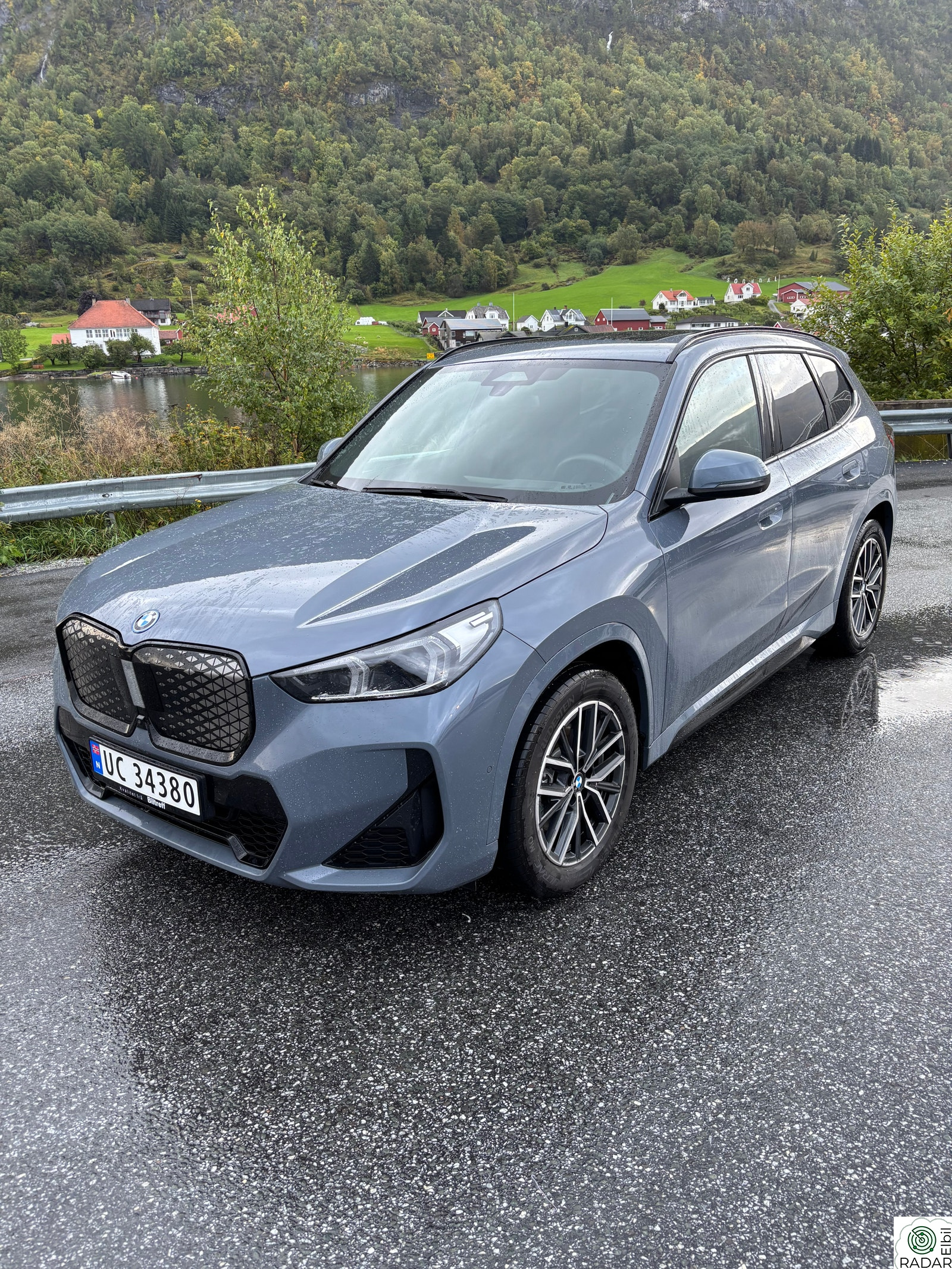 BMW iX1 xDrive30 xDrive30 Fully Charged Premium E. (K)