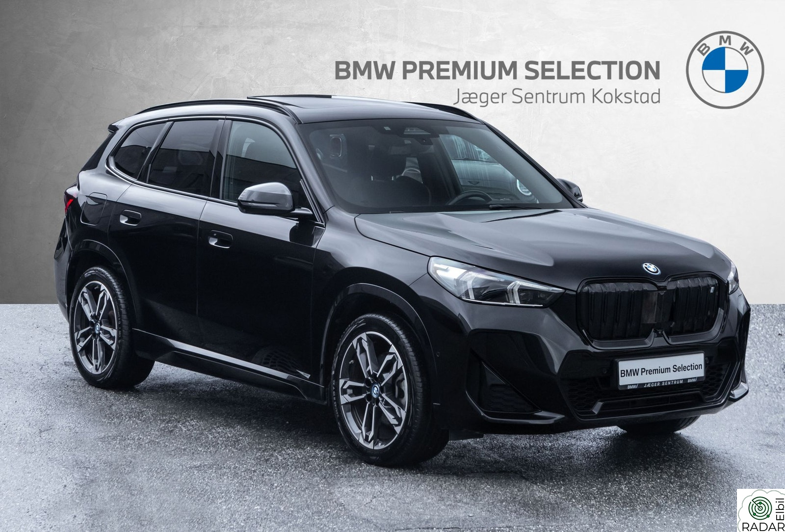 BMW iX1 xDrive30 xDrive30 Fully Charged M-Sport Krok Pano ACC H/K HUD
