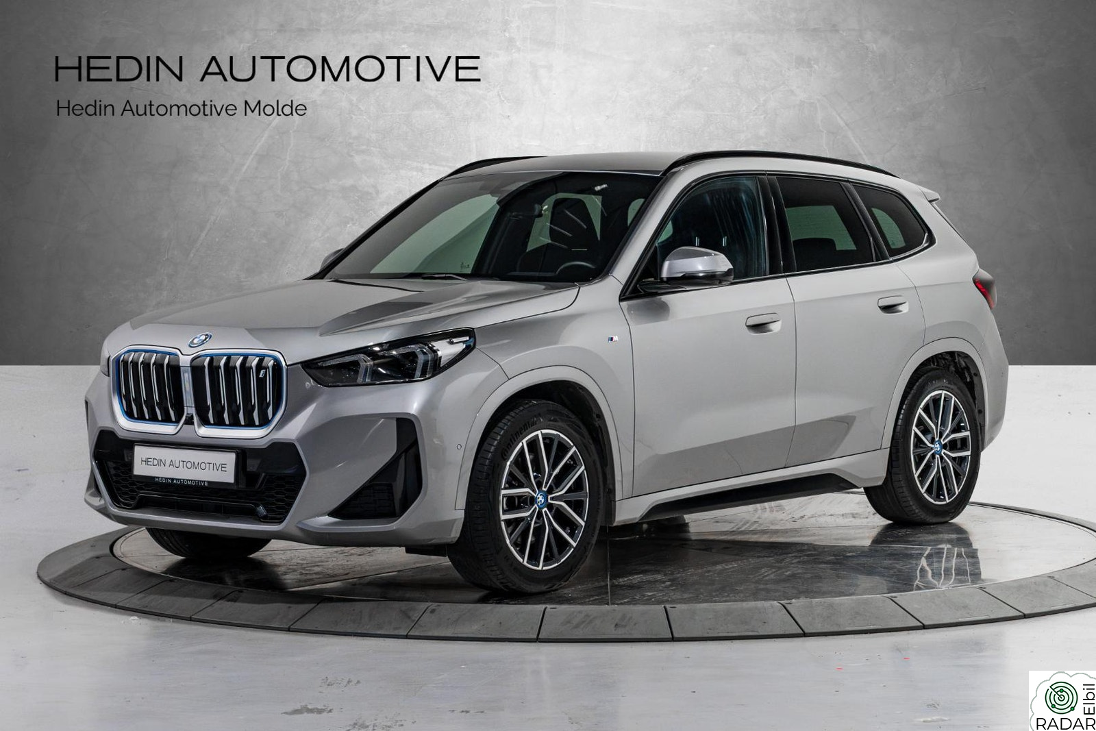 BMW iX1 xDrive30 xDrive30 Fully Charged (K)
