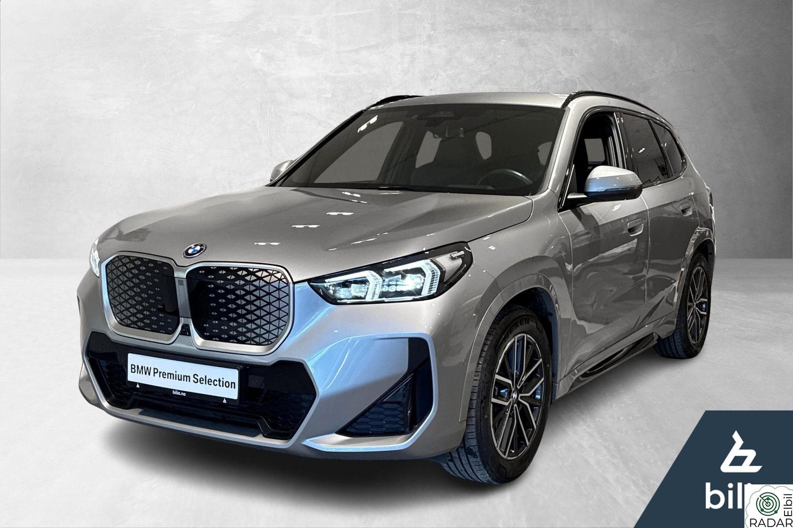 BMW iX1 xDrive30 Fully Charged Edition M-Sport, H/K, HeadUp, Krok