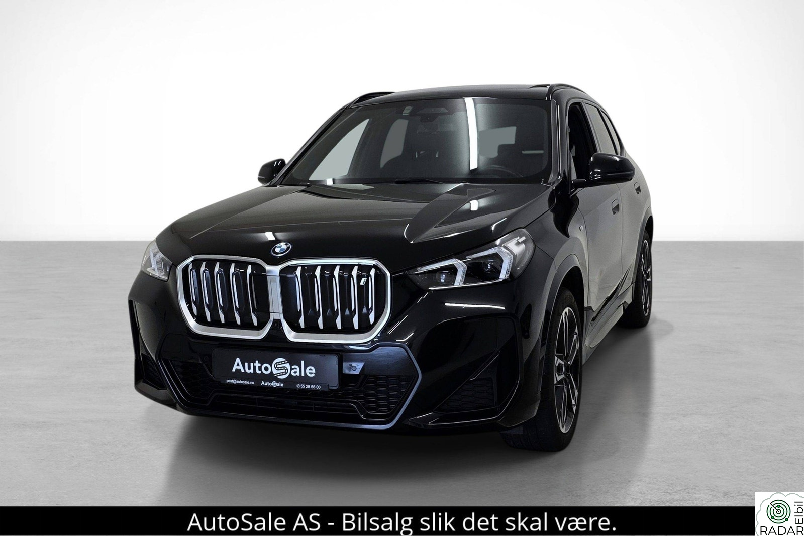 BMW iX1 xDrive30 Fully Charged/M-Sport/Panorama/Head-UP/Hengerfeste/S+V