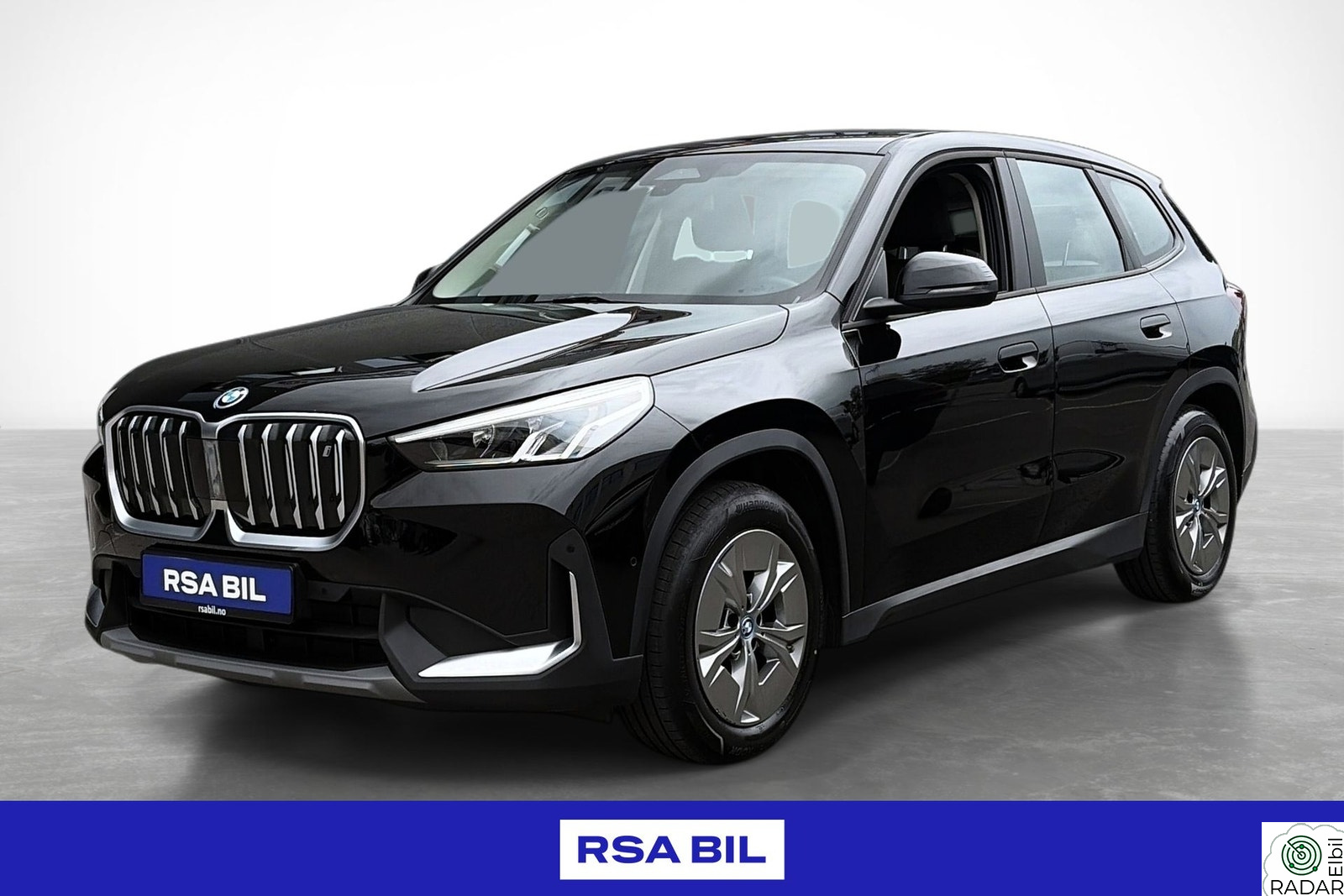BMW iX1 xDrive30 Hengerfeste, Sportsseter i skinn, Serviceavtale