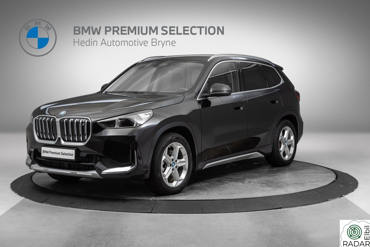 BMW iX1 xDrive30 xDrive30 Charged Plus X-LIne H/K, Adaptiv Cruise ++++