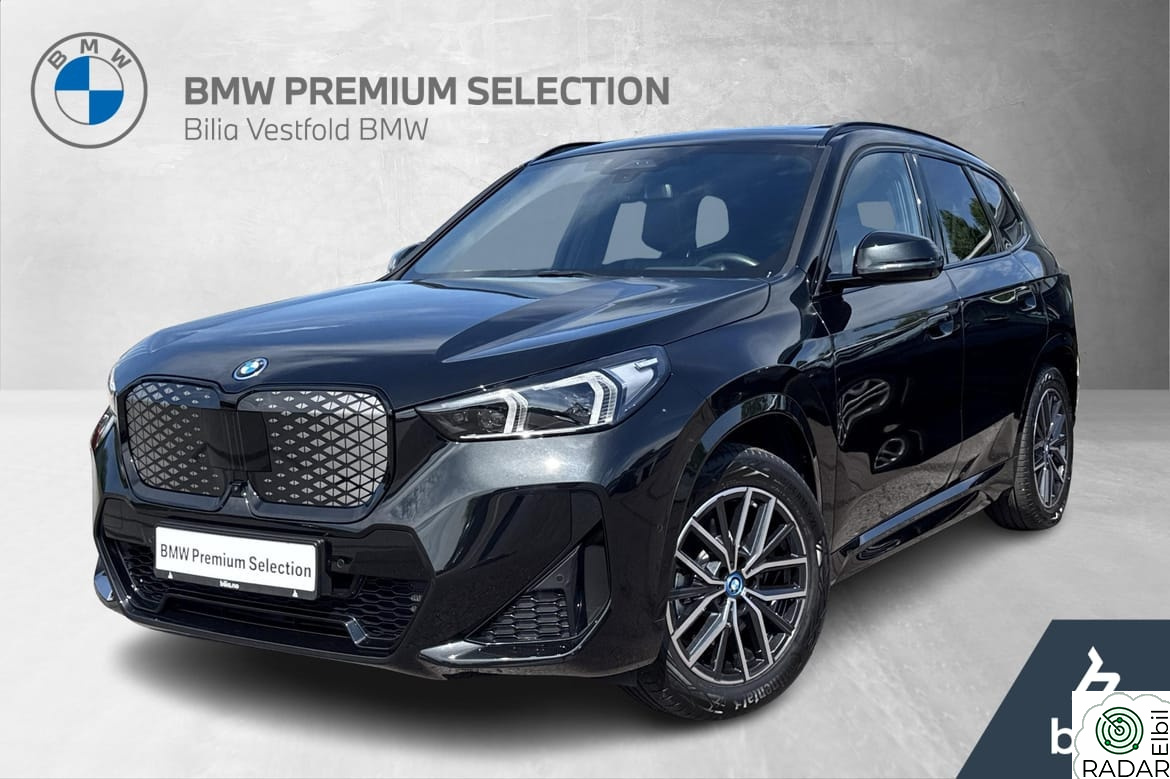 BMW iX1 xDrive30 30e M-sport, El.seter, Headup, H&K, ACC, Panoramatak++