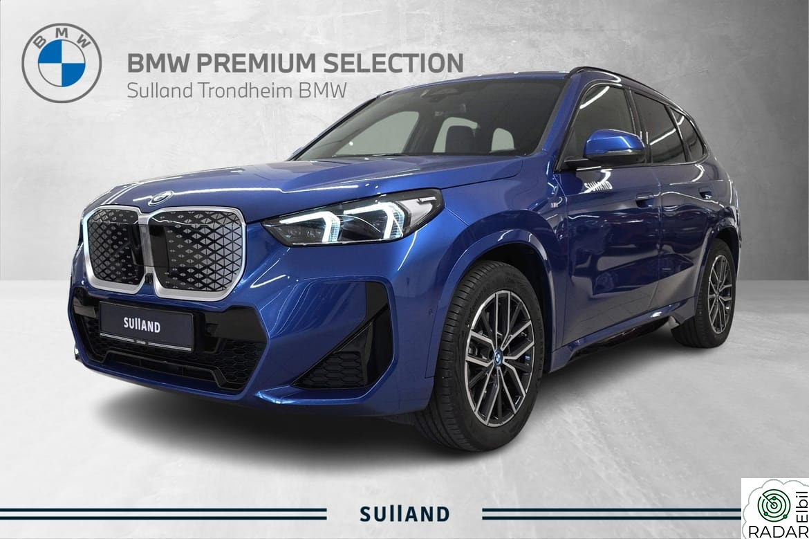 BMW iX1 xDrive30 Demobil/ Serviceavtale/ M-sport/ Harman