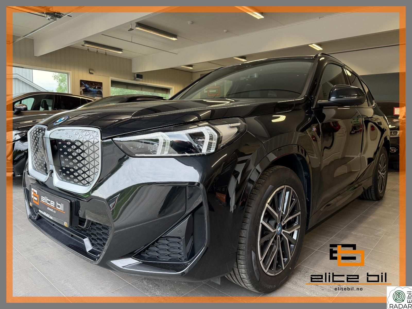 BMW iX1 xDrive30 M Sport: HF. ACC. Led. Harman. Kardon. Head upp+++