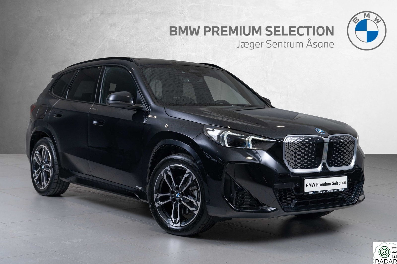 BMW iX1 xDrive30 FullyCharge - Soltak - Skinn - Hengerfeste