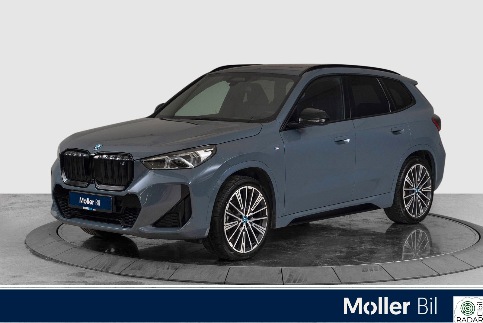 BMW iX1 xDrive30 xDrive30 Fully Charged M-Sport *HUD/HarmanKardon/Pano*