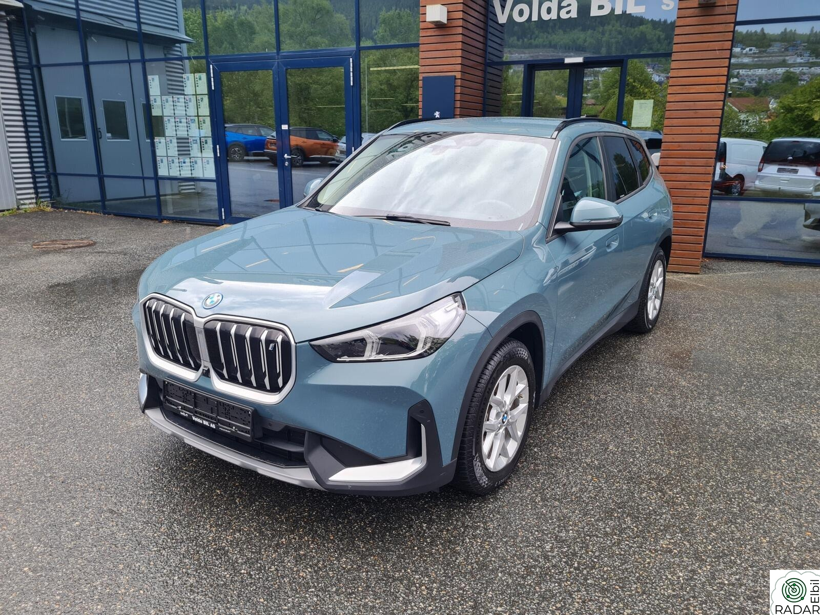 BMW iX1 xDrive30 xDrive30 Fully Charged (K) Skinn,H-Up,H/K,El.sete,Krok