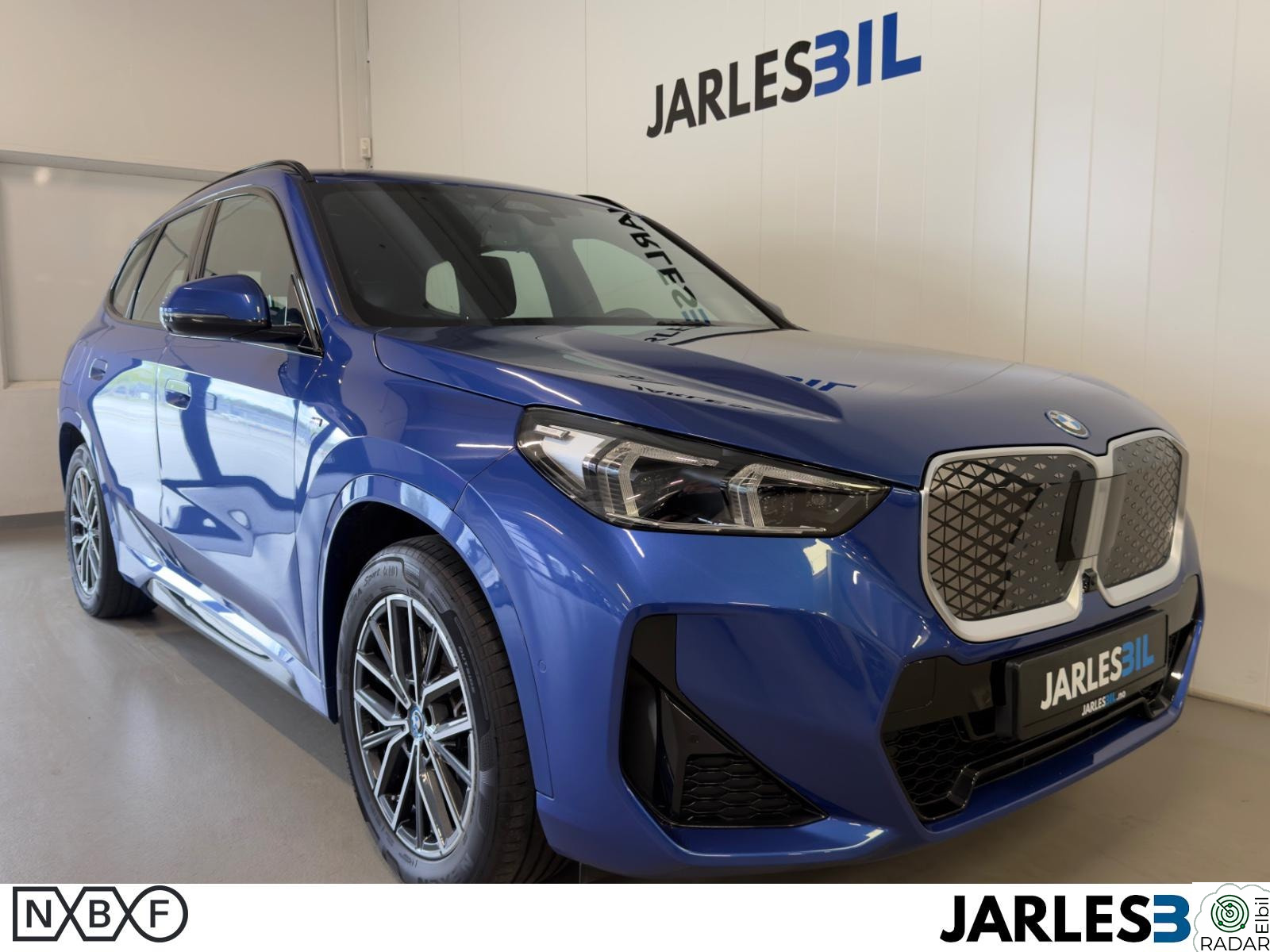 BMW iX1 xDrive30 xDrive30 M-Sport /360/LED/HUD/Krok/Harman/Luxury ++